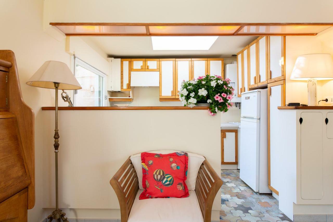 Haus Mit Garten Ueber Der Bucht Von Cannes Vallauris Buitenkant foto