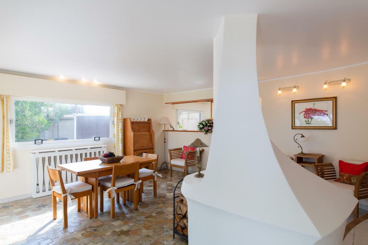 Haus Mit Garten Ueber Der Bucht Von Cannes Vallauris Buitenkant foto