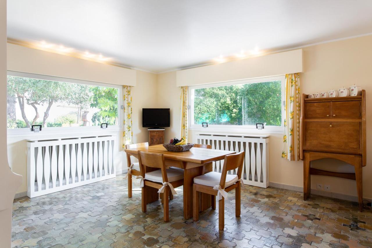 Haus Mit Garten Ueber Der Bucht Von Cannes Vallauris Buitenkant foto